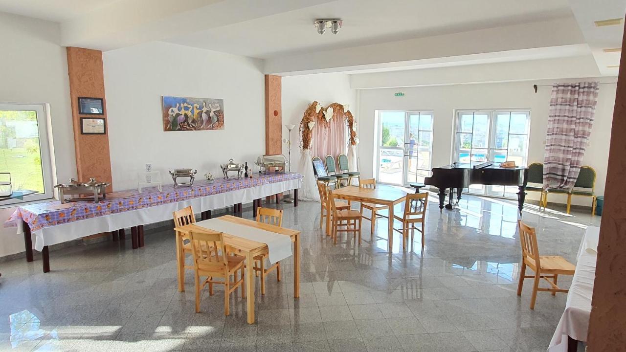 Naiada Villa Ostrov Eksteriør bilde
